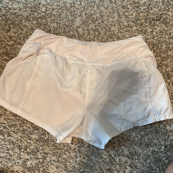 Nike - Picture 2 of 3